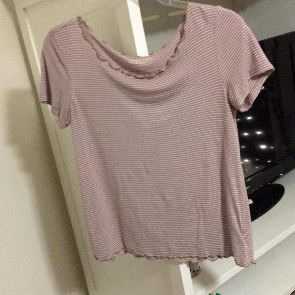 purple striped lettuce edge american eagle top!